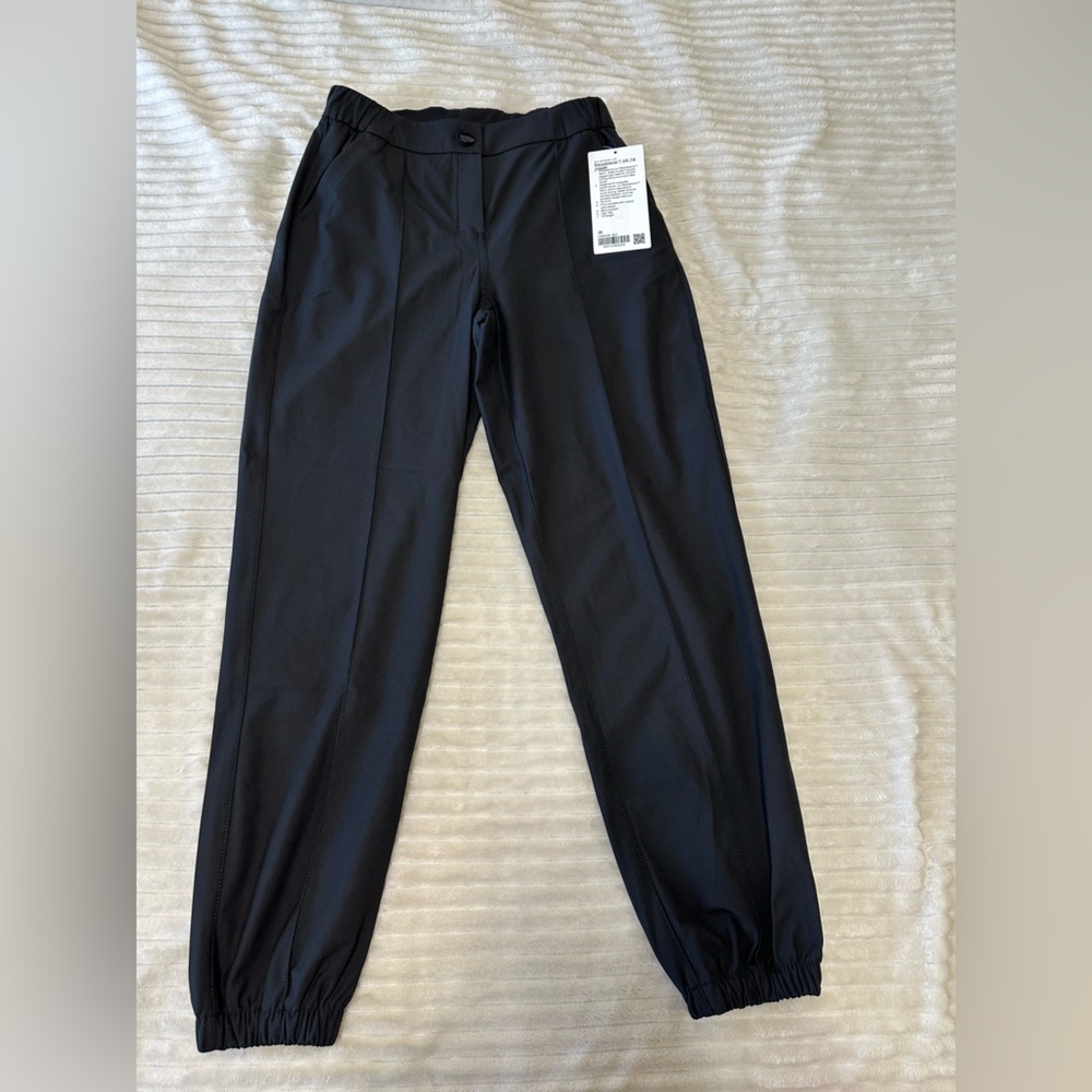 NWT Lululemon Warpstream 7/8 Jogger Size 26